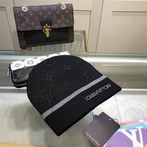 Louis Vuitton Skull Cap .